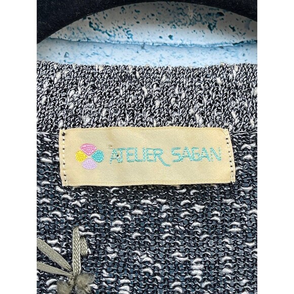 Atelier Sagan textured weave embroidered figures depicting people sweater medium - Picture 9 of 13